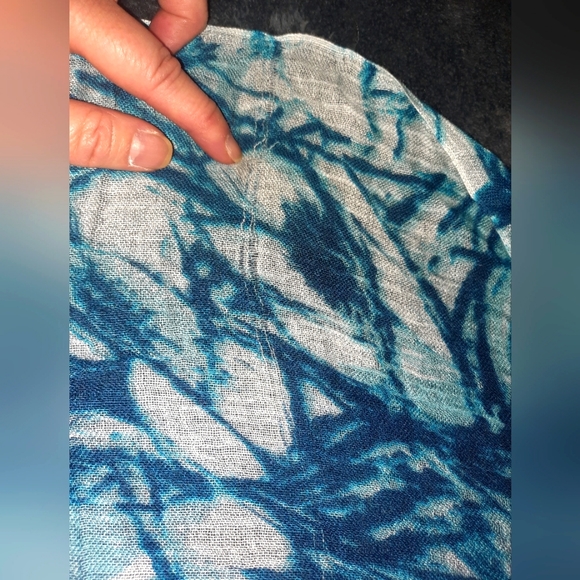 Scarf - Picture 7 of 7